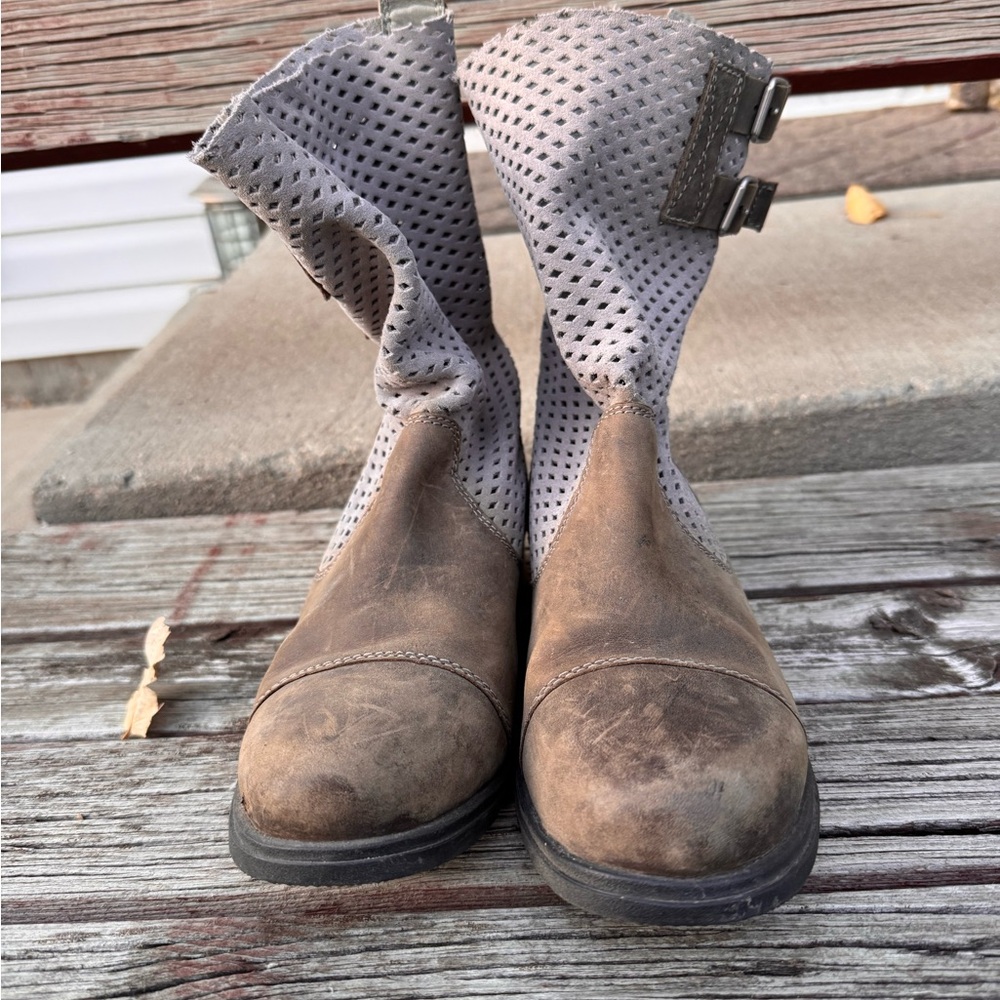 Sorel Women's Perforated Brown and Gray Boots - Picture 6 of 7